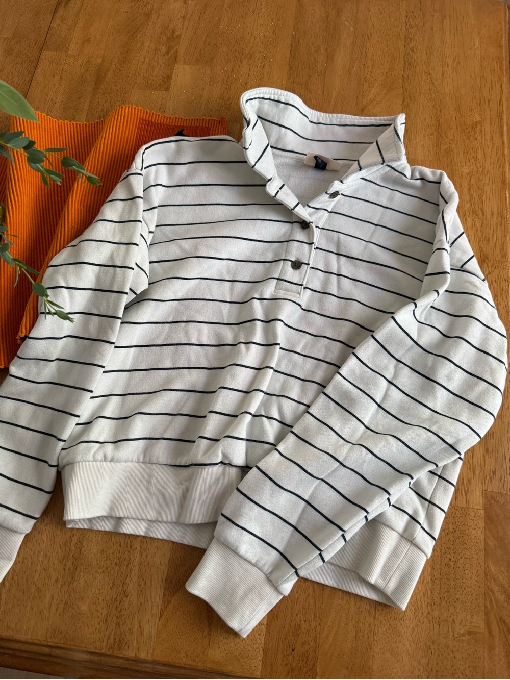 SET Striped Quarter‑Button Pullover and shorts - White with Navy Stripes